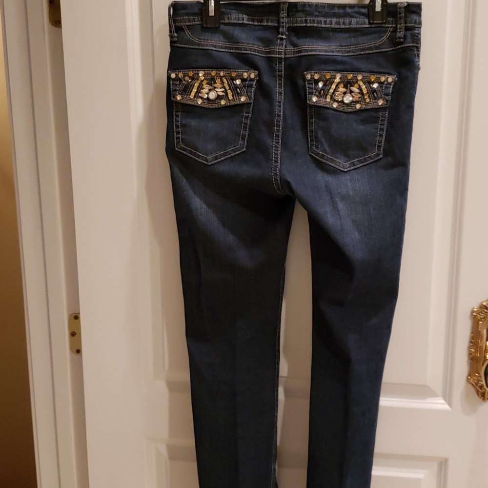 Cache Jeans - Picture 3 of 3